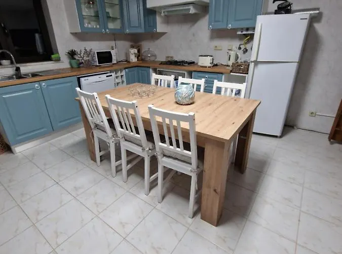 Bouro's Cliff Ferienhaus *